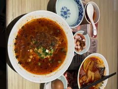 -兵哥豌豆面(雅颂居店)