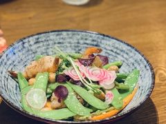 香煎虾仁热蔬沙拉-造精酿餐厅