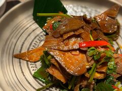 -云海肴·汽锅鸡·云南代表菜(浦江欢乐颂店)