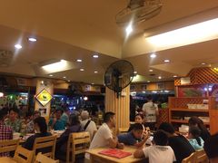 -J Daeng Seafood
