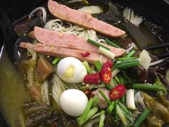 -渝和喵叔米线(南坪万达店)