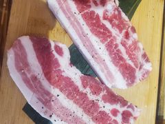 森林猪五花-秋香家韩式炭火烤肉(磐石路店)