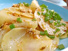 -有红鸡毛店·川菜(建设路店)