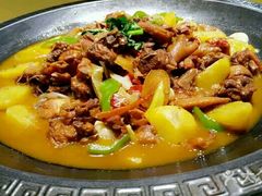 大盘鸡-歆和农庄·烤全羊