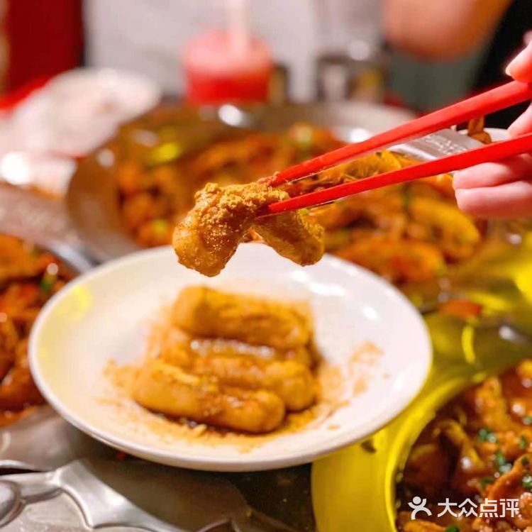 美食 | 杭州胖哥俩的牛蛙煲和牛排煲巨巨巨巨巨好吃！！分量超
