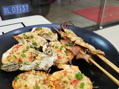 -覃记海鲜美食餐厅