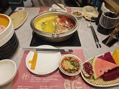 -一绪に寿喜烧(荟聚店)