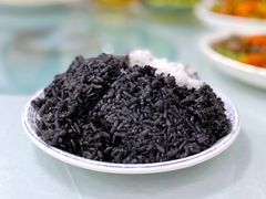 乌米饭-天乐农家鱼头王(天目湖店)