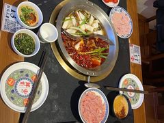 -沸炉重庆老火锅(军事博物馆店)