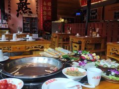 -憨孃孃·重庆老火锅(红山黑金店)
