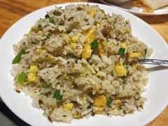 特色臊子蛋炒饭-嘉州叶婆婆钵钵鸡(建设路店)