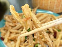 干煸藕丝-重庆椒麻鱼·川味江湖菜