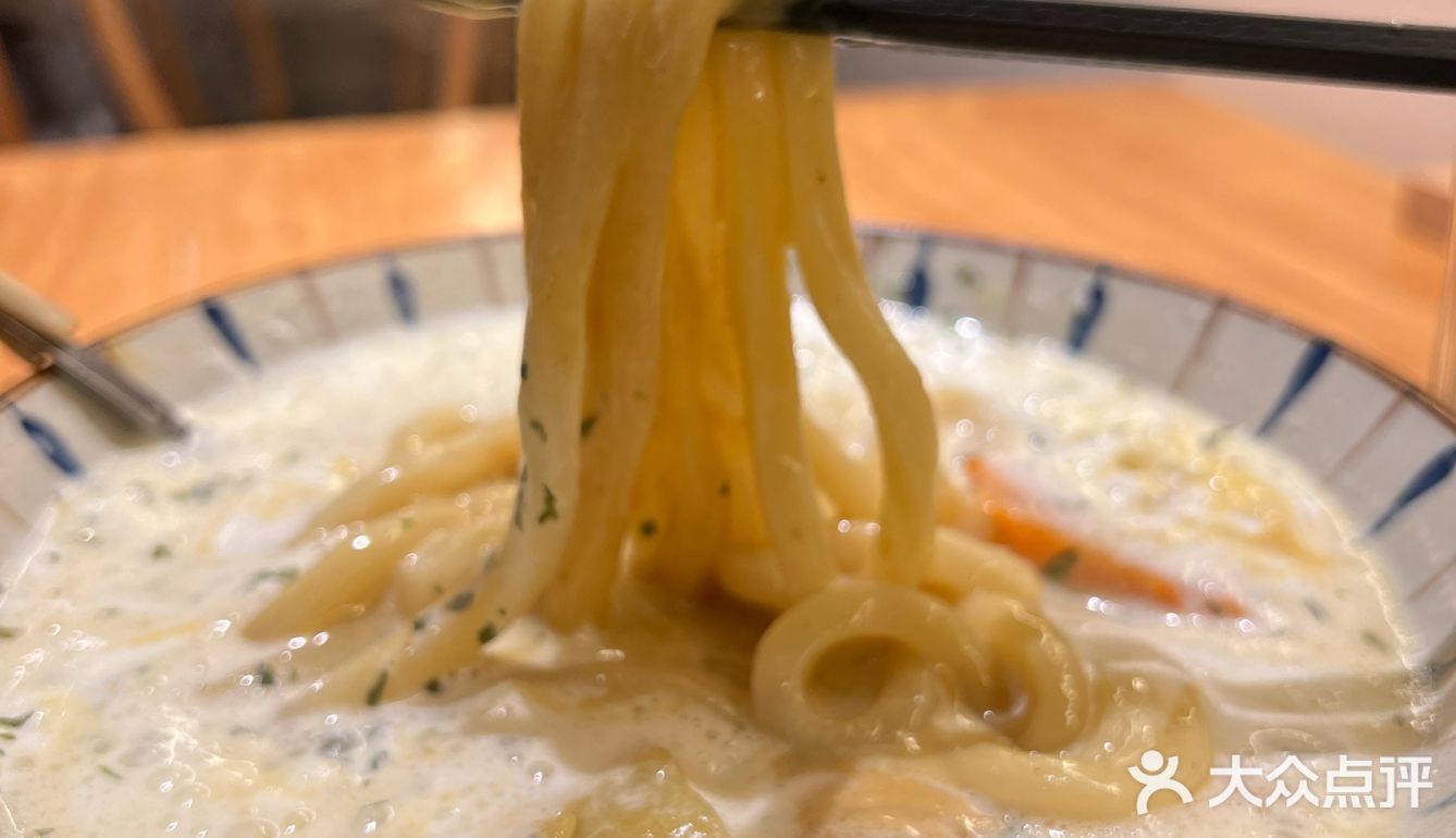 中山中路日系料理 解锁乌冬面的新吃法 