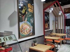 -极有家小鱼小鸡石锅煲(佳兆业店)