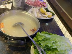 清汤汤底-阪尚皇·原切牛排·烤肉火锅自助(北京路店)