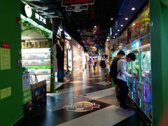 -时尚MEGO商业广场(华新地铁店)
