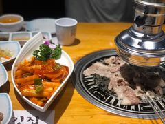 -唯成•韩国炭火烤肉 유성고기