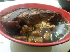 -小龙大肉面馆