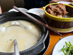 -莲餐厅·湖北菜·潜江小龙虾店(愚园路店)