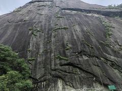 -鄣山大峡谷