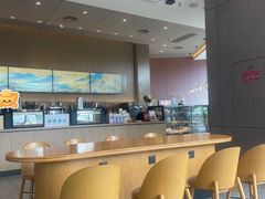 -星巴克臻选(盐城金鹰聚龙湖店)