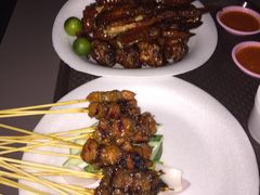 -东海岸人工湖美食村