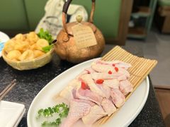 -得意咚瓜·顺德鱼生·冬瓜火锅(深圳首店)