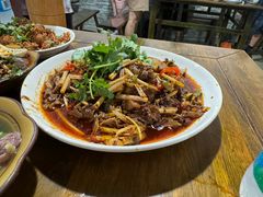 -小杨翘脚牛肉