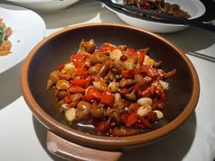 -千百味红餐厅·非遗江西菜(绿地双子塔总店)