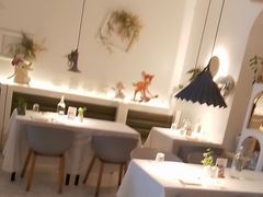 -春树下·树屋花房西餐厅(罍街AS1980店)