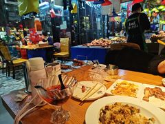 -喝丢一只鞋海鲜烧烤·海肠捞饭(市场店)