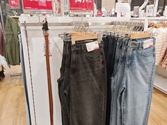 -优衣库(上海颛桥万达广场店)