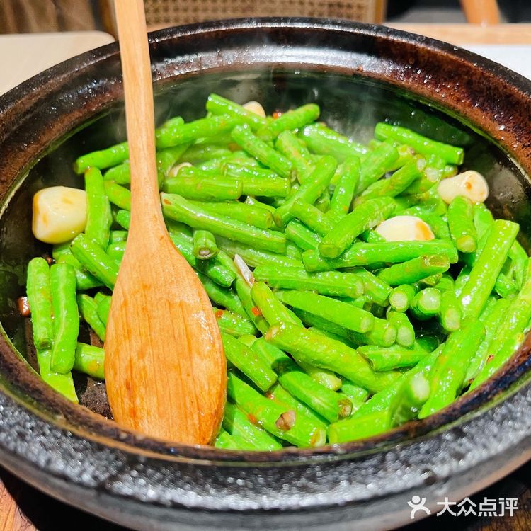 来份烫嘴啫煲👏