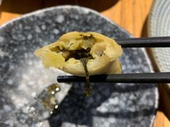 雪菜黄鱼春卷-南小蟹手工點心(三里屯店)