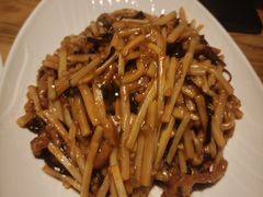 -小三峡食府(西五路店)