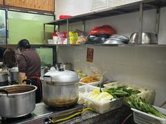-卫卫麻辣烫(建设新村路店)