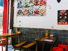 大堂-中和裴氏蹄花(府河路店)