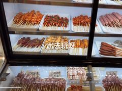 -哈尔滨小酒馆·鲜肉现穿自助烧烤(康新花园店)
