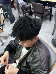 -藤野造型烫发染发