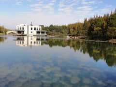 -上海怡沁园度假酒店