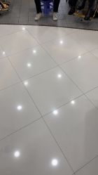 -八佰伴8008星级形象店