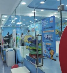 -熊小米专业儿童游泳馆