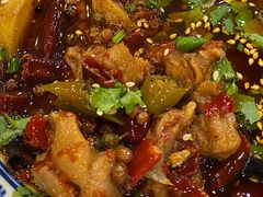 麻辣水煮蛙-江湖黑大兔(杨家坪店)