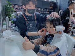 -Kraemer Paris  苏豪路易士·嘉玛发廊