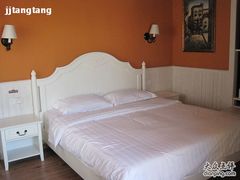 椰林房-娜娜度假小旅馆