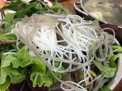 -苗伯妈酸汤火锅