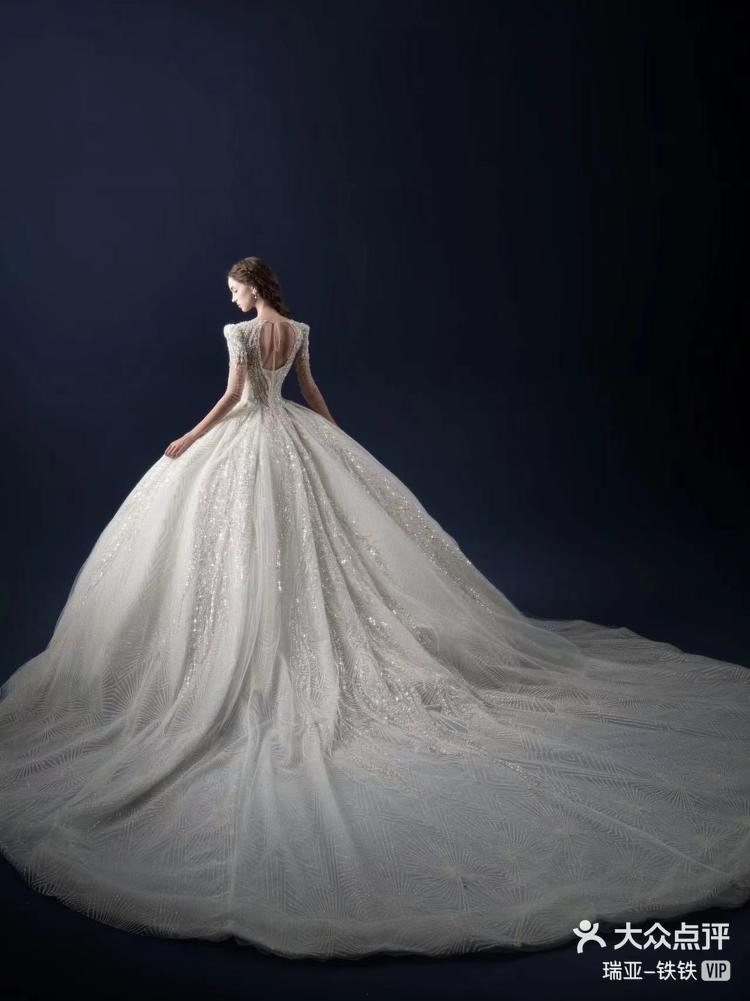 绝美背影的婚纱开封婚纱