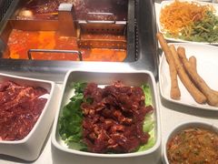 -海底捞火锅鲜切牛肉主题店(长寿路店)