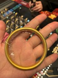 -六福珠寶(银泰百货大红门店)