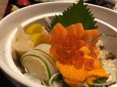 -小山日本料理(兴业太古汇店)